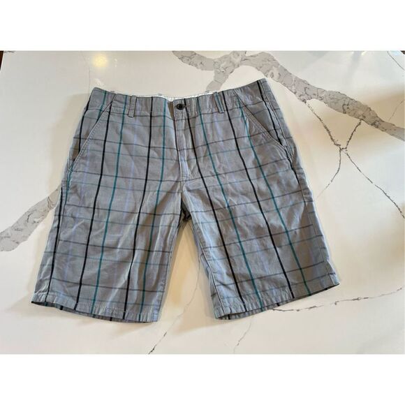 Levis Shorts Gray Flat Front Plaid Men’s Sz 34 - Picture 1 of 9